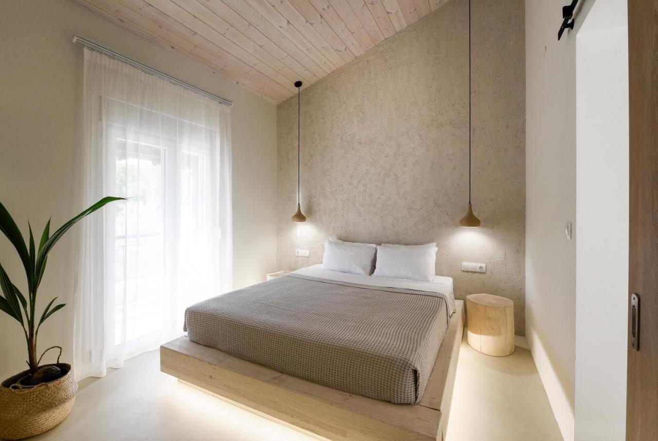 Karidi Beach Boutique Suites Vourvourou Bagian luar foto