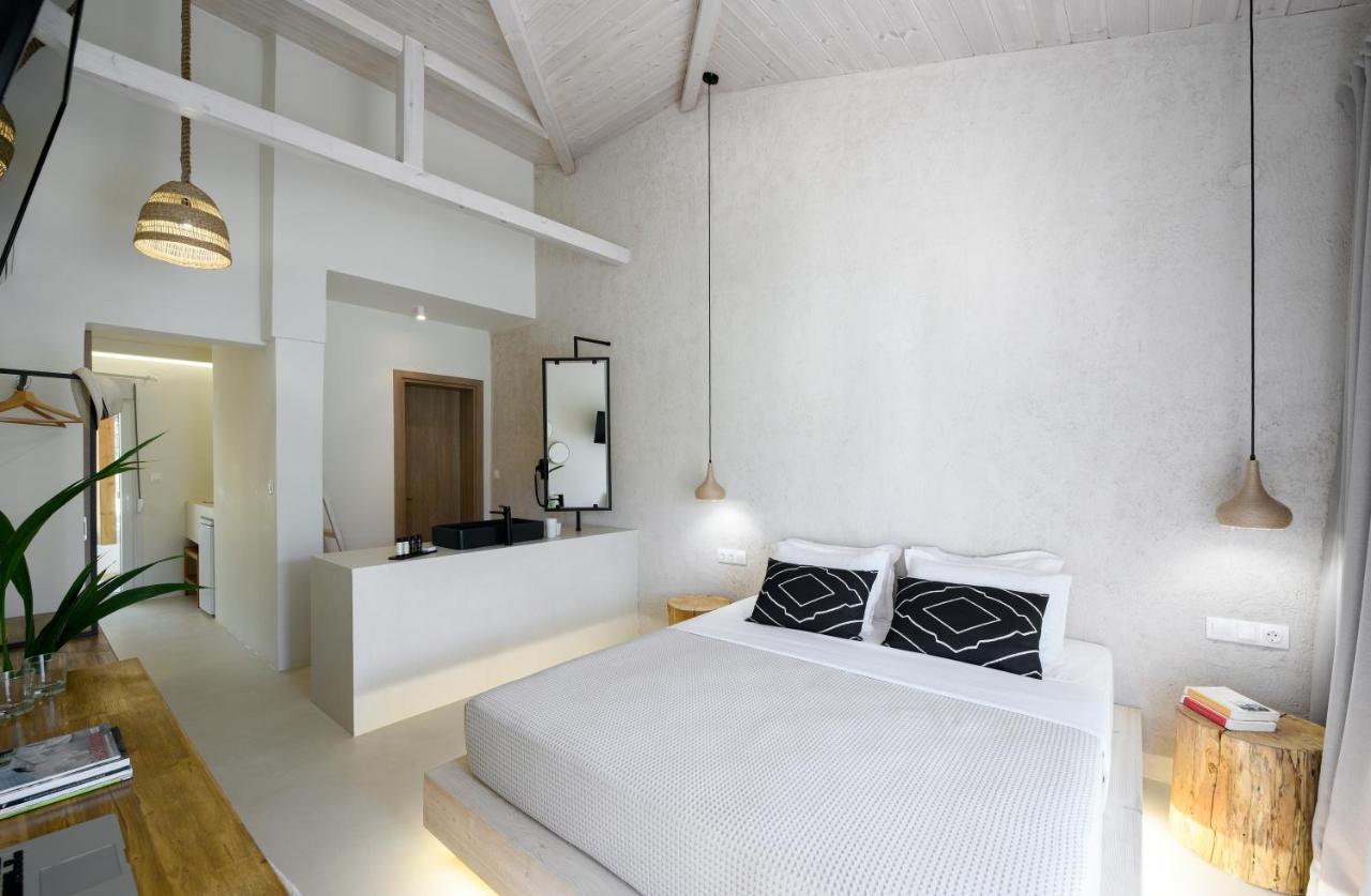 Karidi Beach Boutique Suites Vourvourou Bagian luar foto